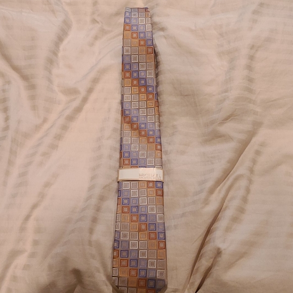 Brand New Michael Kors Tie - Picture 4 of 5